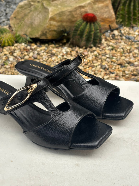 Tacones Gabriela negros